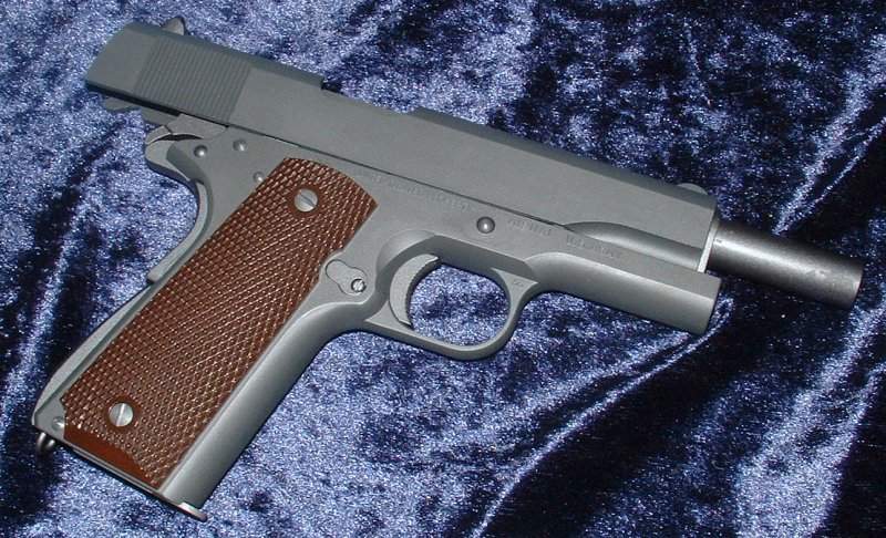 The classic WW2 Colt 1911 - Possibly the most famous handgun of all time?