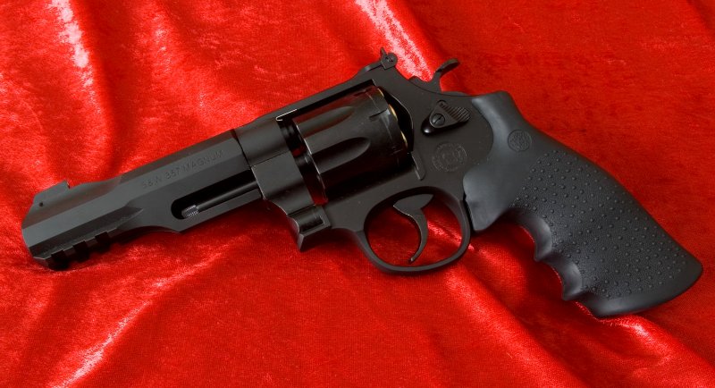 N frame is more familiar from .44 Magnum revolvers.