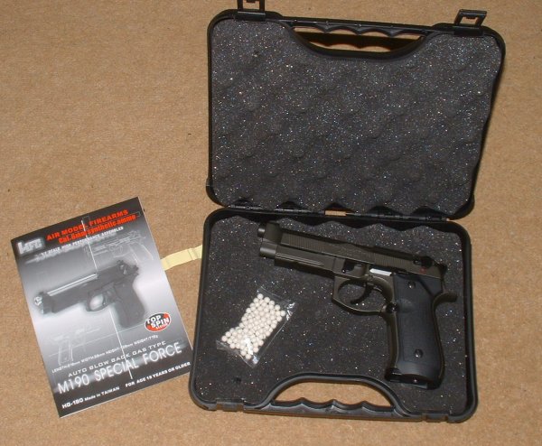Gun is firmly secured and manual, partly, in English.