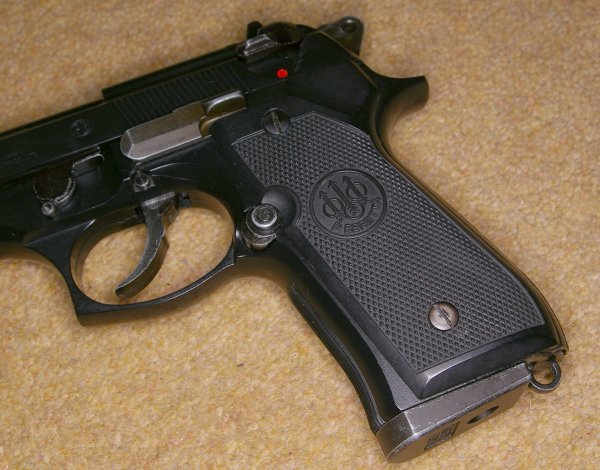 Best Beretta grips this side of a WA