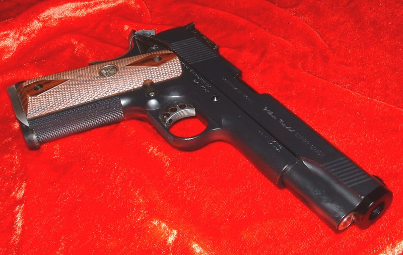 Smart 1911, like many other, except for special barrel.